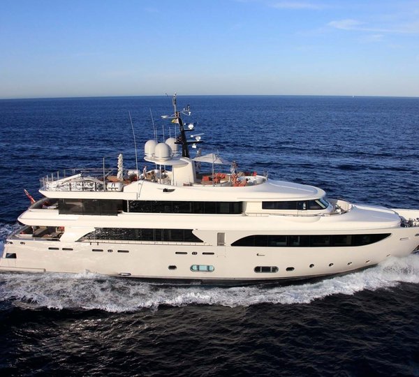 Yacht AVANT GARDE 2, CRN | CHARTERWORLD Luxury Superyacht Charters